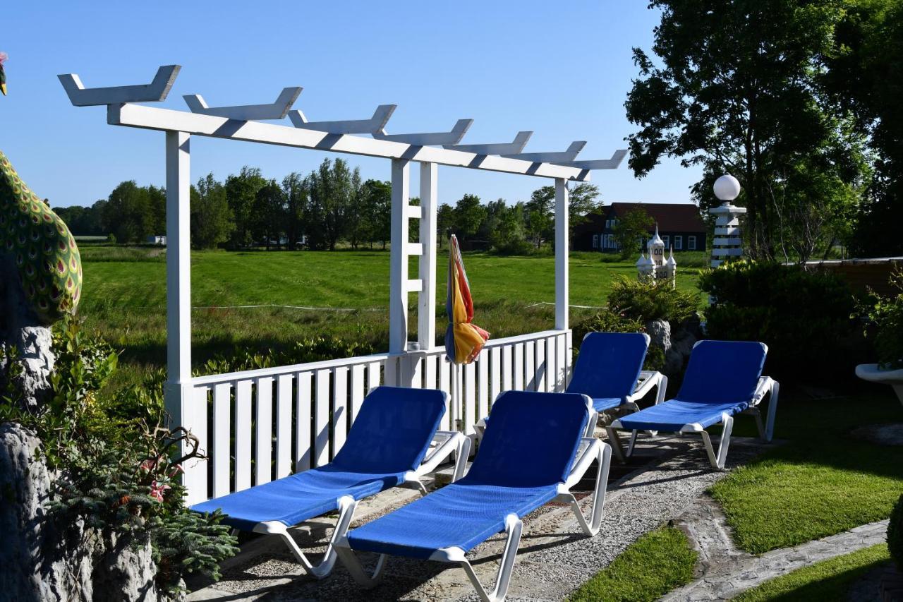 Garni Hotel-Pension Holum Neuharlingersiel Dış mekan fotoğraf